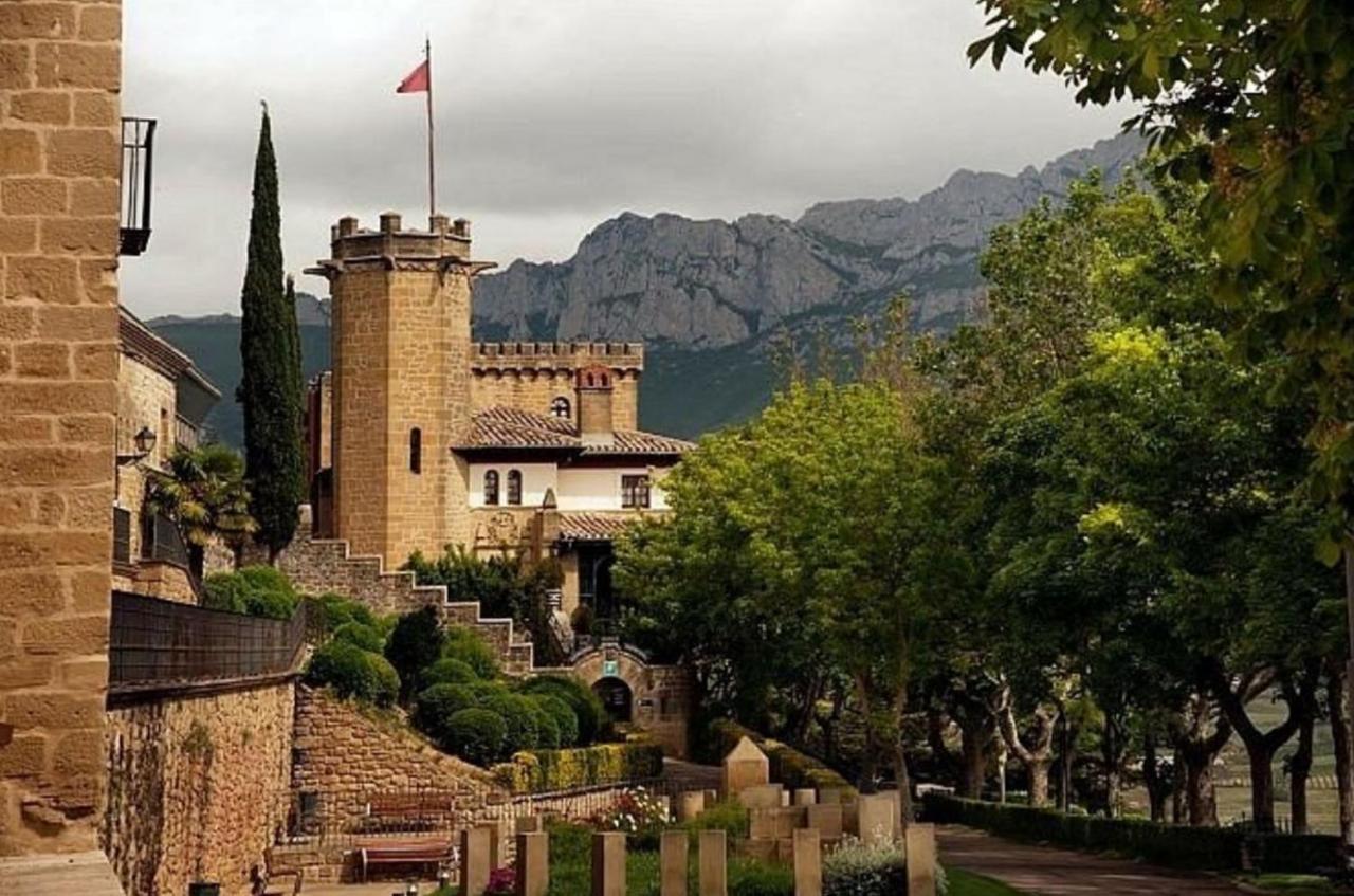 Hotel Castillo El Collado Лягвардиа Экстерьер фото